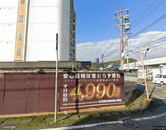 ホテル ゴールデンエンペラー 左側からの外観