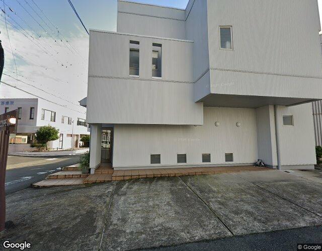 ホテル ゴールデンエンペラー 右側からの外観