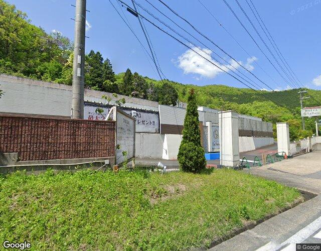 ラ・ポルテ 福知山 左側からの外観