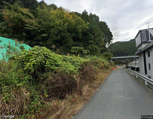 ホテル M 裏側からの外観