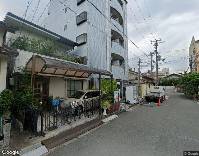 ローズリップス 裏側からの外観