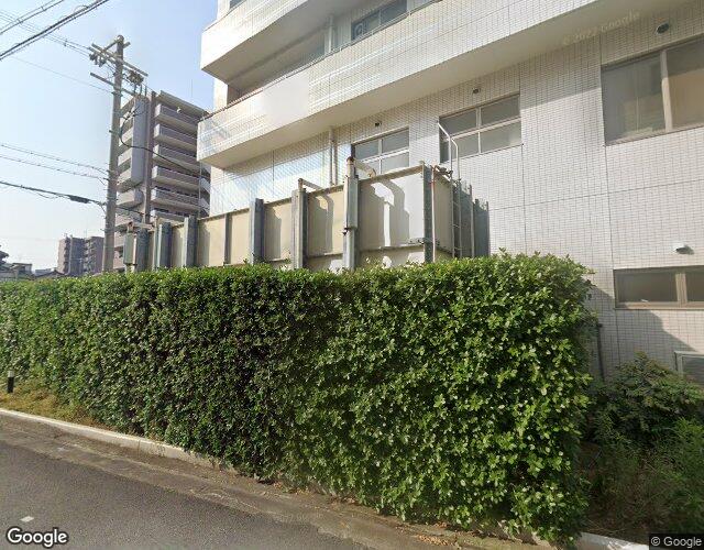 おしゃれマジック 裏側からの外観
