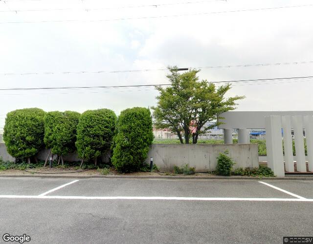 Qtホテル　（旧：ル・テシイア泉北店） 裏側からの外観