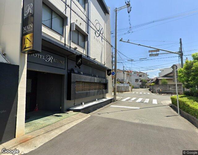 Raffine 右側からの外観