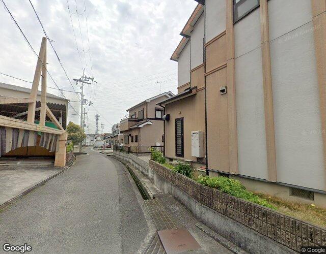ココモアルーア 左側からの外観
