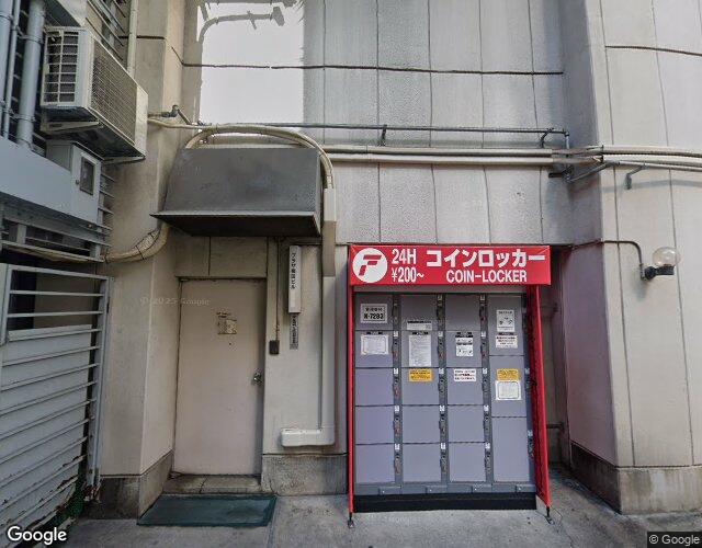 アメリカン 左側からの外観