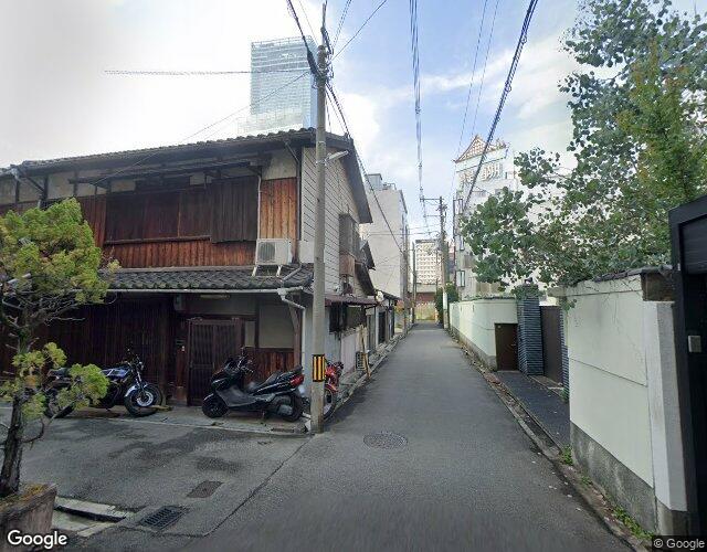 茶臼山 裏側からの外観