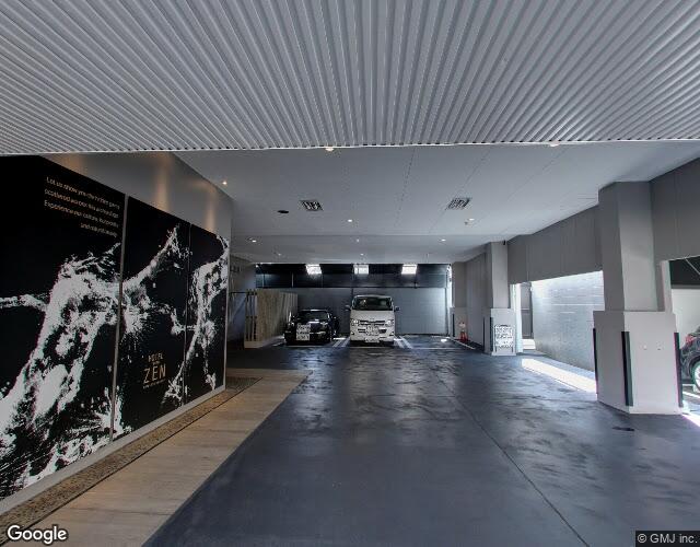 HOTEL VIZEN 裏側からの外観