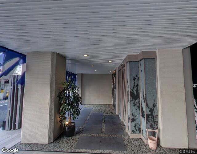 HOTEL VIZEN 右側からの外観