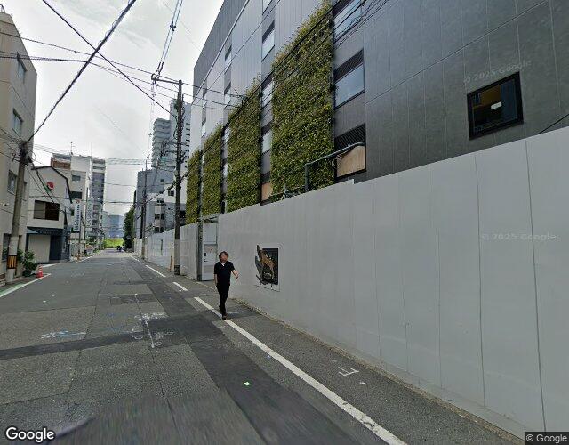 パルコ 裏側からの外観