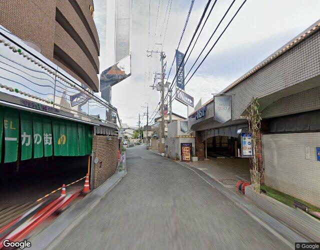 ホテル ファースト 左側からの外観