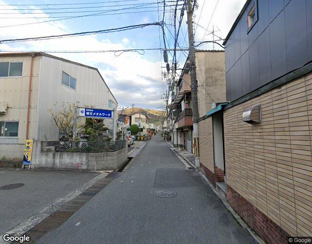 スタイリッシュ東大阪【スタイリッシュグループ(おとぼけビーバー)】 右側からの外観