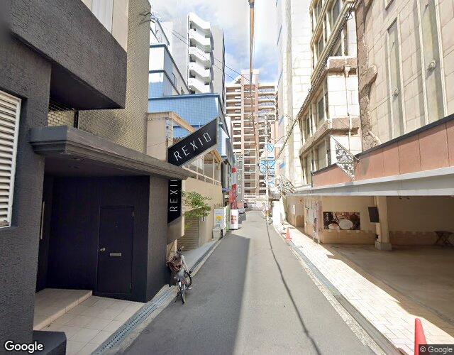 HOTEL REXIO 左側からの外観