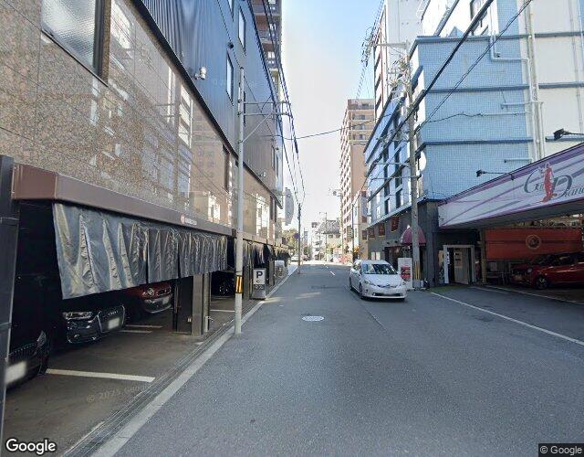 HOTEL LEI（ホテル レイ） 左側からの外観