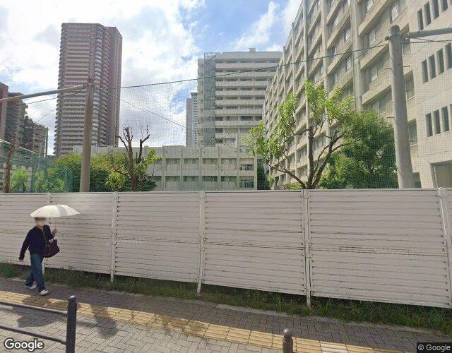 ローズリップス鶴橋店 左側からの外観