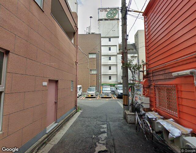 ホテル ミューズ 右側からの外観