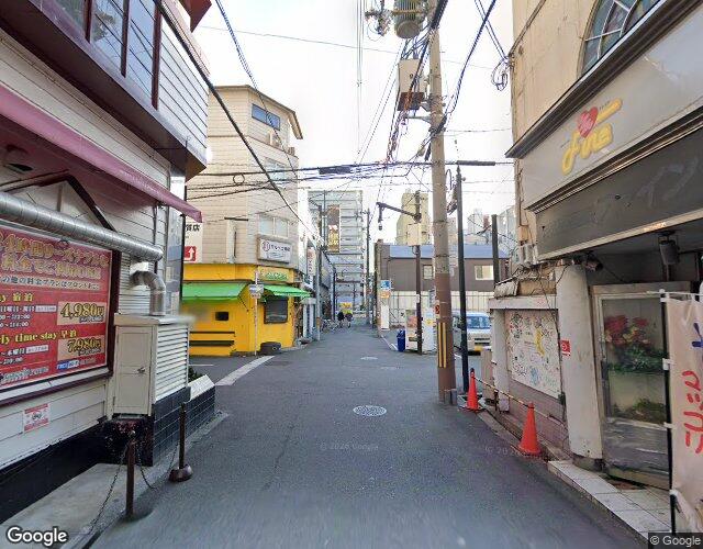 ホテル LaLaフルール 右側からの外観