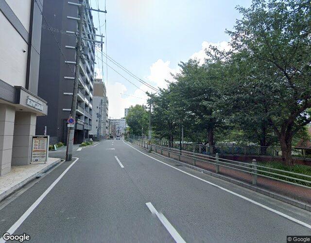 キングダム 裏側からの外観