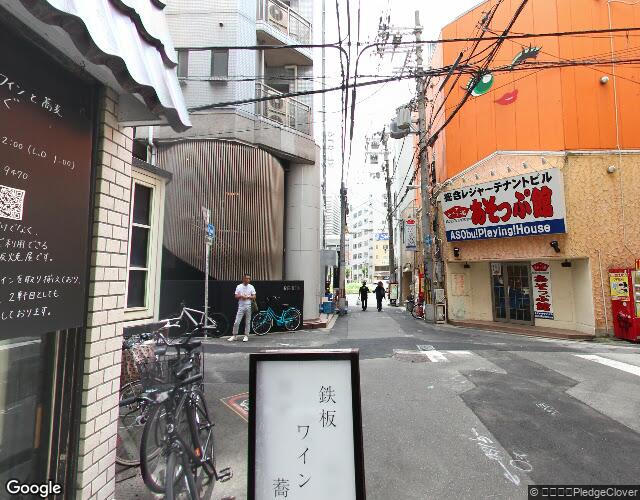 トワイライトイン 左側からの外観
