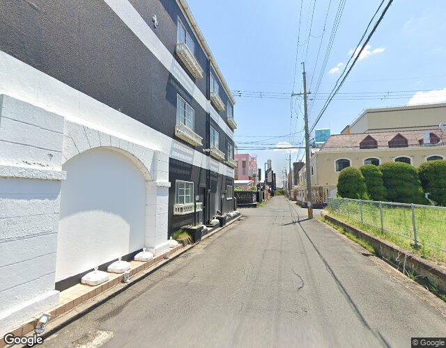 グリオン 右側からの外観