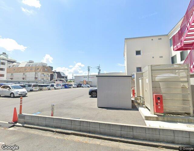 LAGNA（らぐな） 裏側からの外観