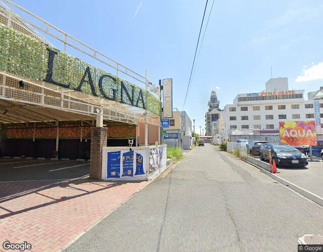 LAGNA（らぐな） 右側からの外観
