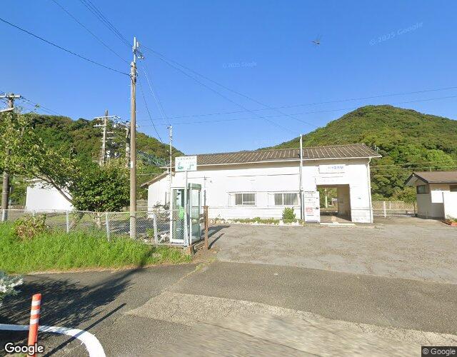 カレン 左側からの外観