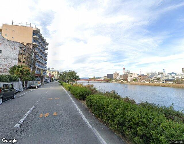 ホテル リバティ 左側からの外観