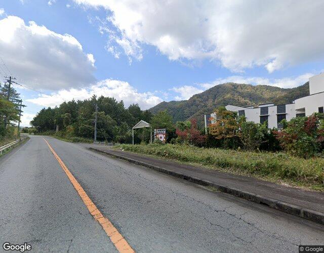 ホテル フェアリーテール 養父店 左側からの外観