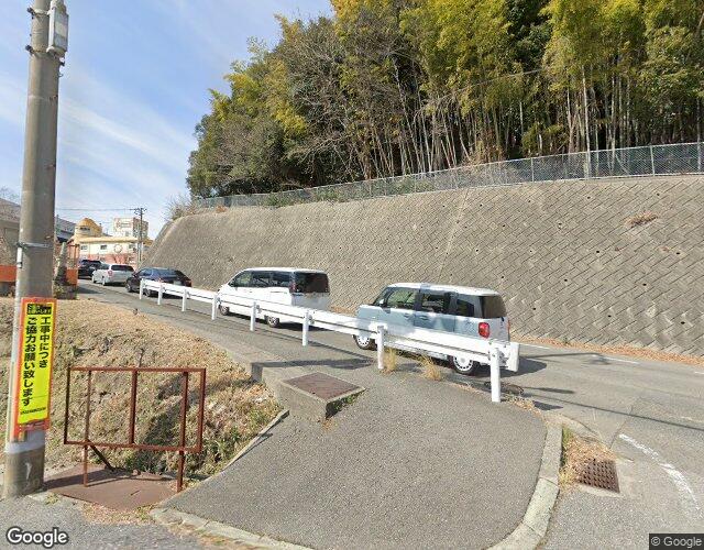 ベーシック ホテル 左側からの外観