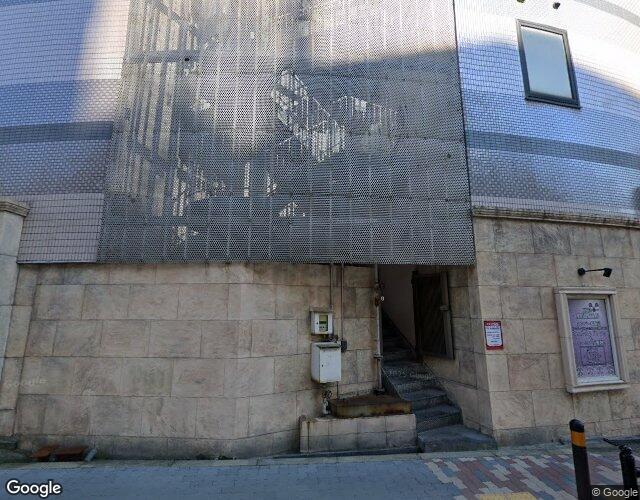HOTEL MANHATTAN長居店の外観