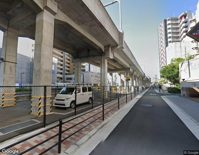 HOTEL MANHATTAN長居店 裏側からの外観