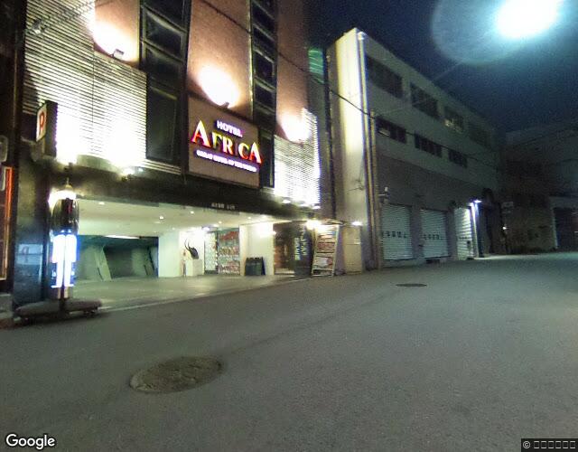 ホテルラブリー大阪店(旧暴れ狸の鬼袋大正店) 右側からの外観