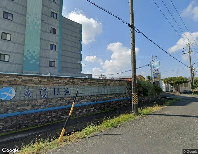 アクア 裏側からの外観