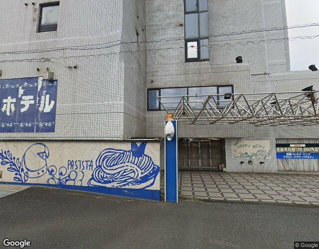 ホテル リバーサイド 左側からの外観