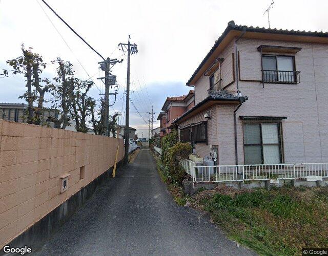 ティアラ（TIARA） 右側からの外観