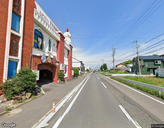 ホテル じゃんけん 右側からの外観