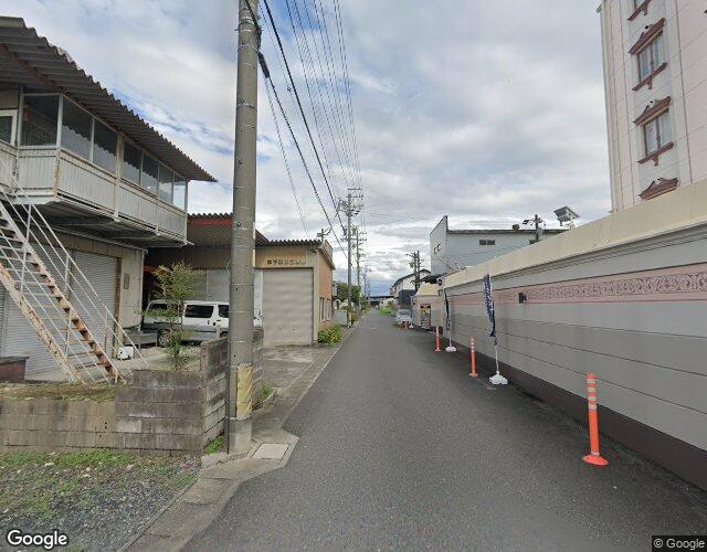 ホテル Birthday岐阜西店 右側からの外観