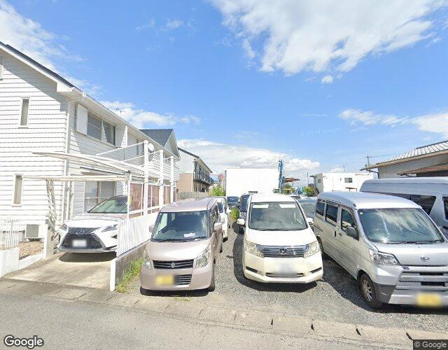 ホテル おしゃれ貴族大使館一宮店 右側からの外観