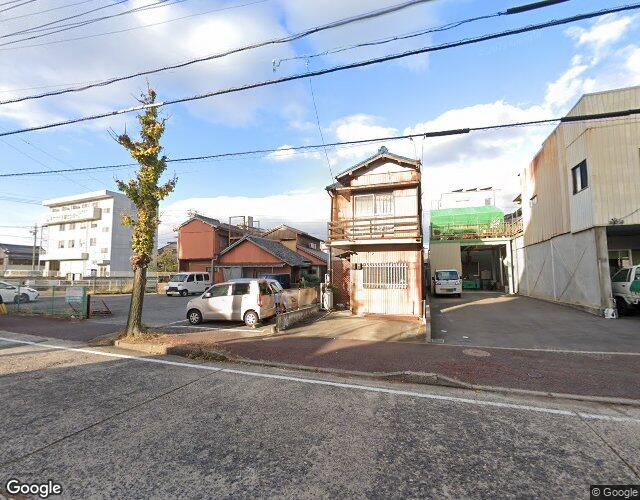 MIO CRILLON 左側からの外観