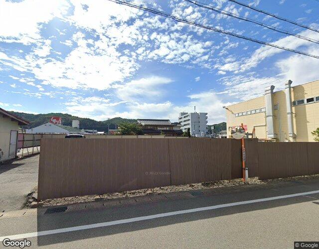 ホテル シャトー 左側からの外観