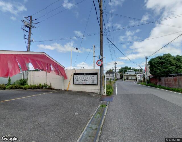 Xenia三雲店 右側からの外観