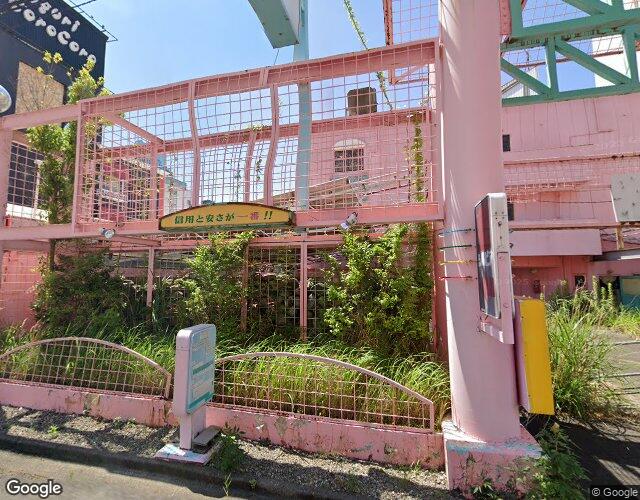 HOTEL PALMS 裏側からの外観