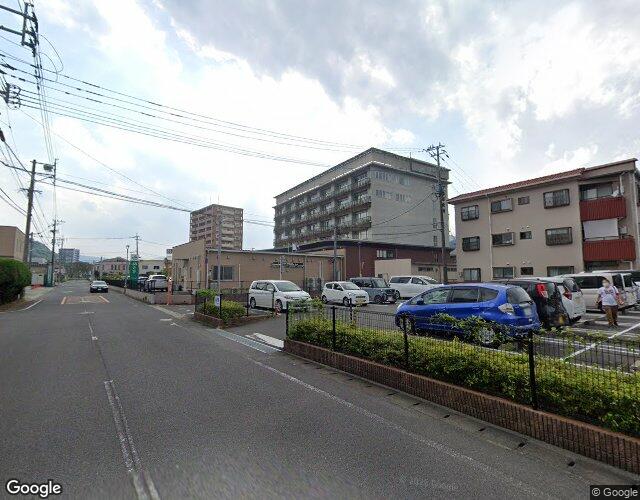イルプリーモ 左側からの外観