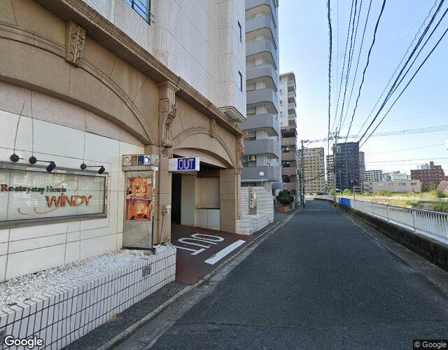 ウィンディ 左側からの外観