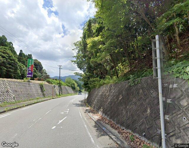 ホテル エリス油山 裏側からの外観