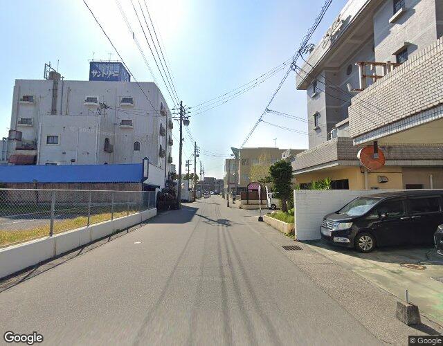 鹿児島アイネ 左側からの外観