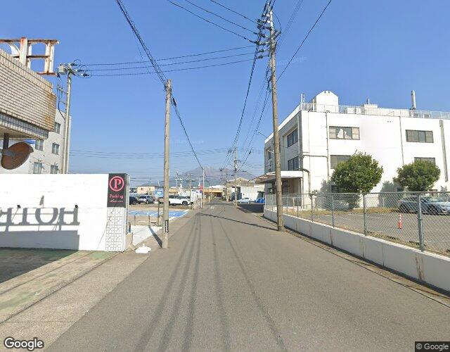 鹿児島アイネ 右側からの外観