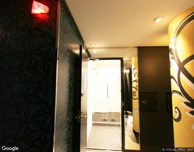 HOTEL 恋するピエロ 左側からの外観
