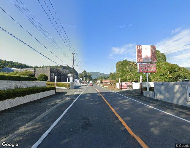 クスノキホテル 左側からの外観